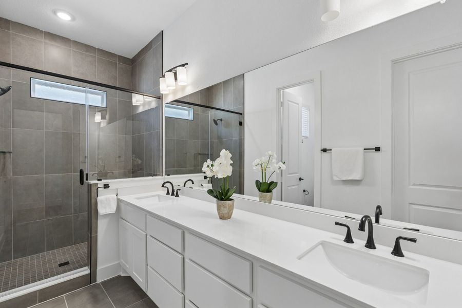 Representative furnished interior of a home built from the Roosevelt by Centre Living Homes in Newman Village Townhomes, Frisco (Image 18).