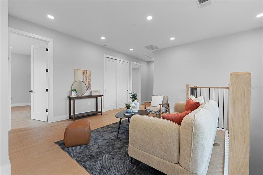 Furnished interior view inside a new home in , Orlando (Image 27).