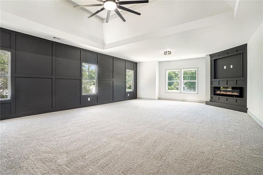 Spacious, unfurnished interior of a new home in , Oxford (Image 23).