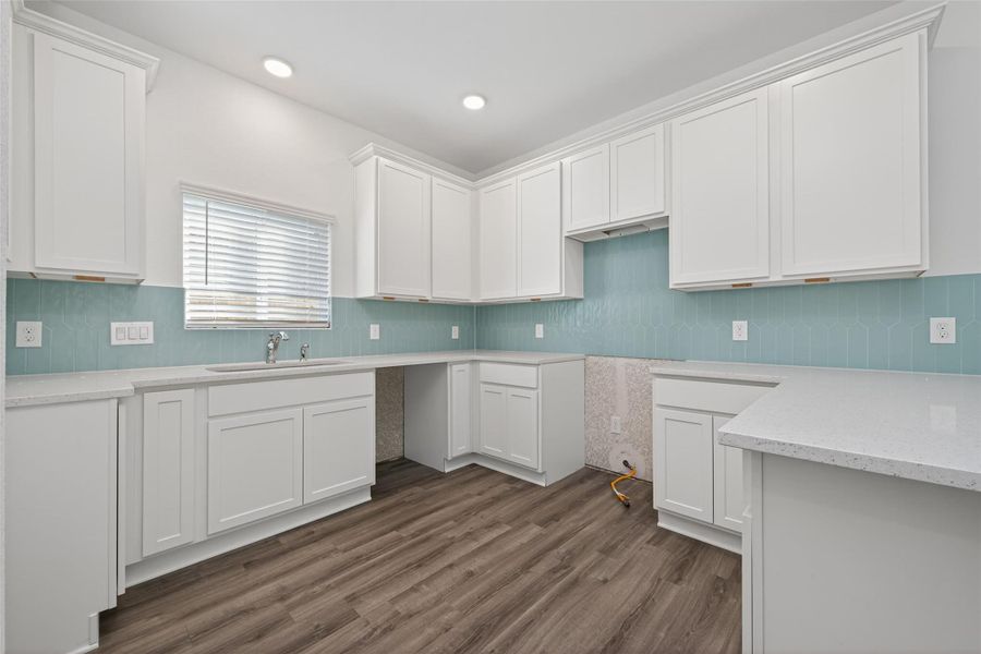 Furnished interior view inside a new home in Enclave at Willis, Willis (Image 7).