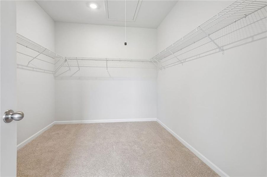 Spacious, unfurnished interior of a new home in Northwoods at Mirror Lake, Villa Rica (Image 25).