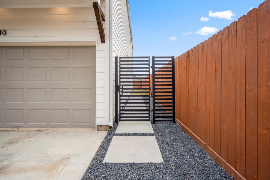 Front exterior of a new home in , Houston, TX, highlighting curb appeal (Image 2). Front exterior of a new home in , Houston, TX, highlighting curb appeal (Image 2).