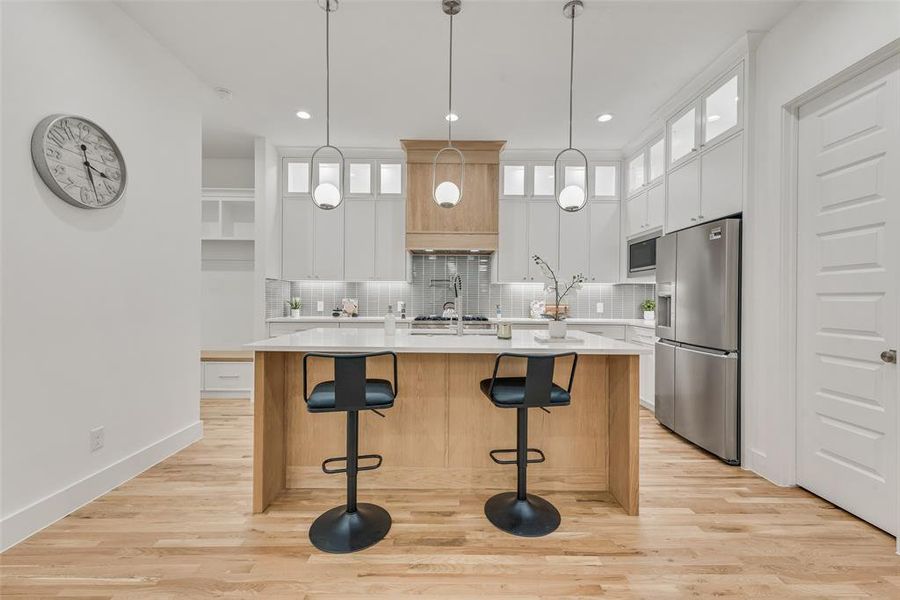 Furnished interior view inside a new home in , Dallas (Image 33).