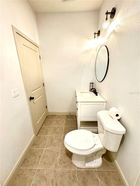 Furnished interior view inside a new home in , Ocala (Image 7).