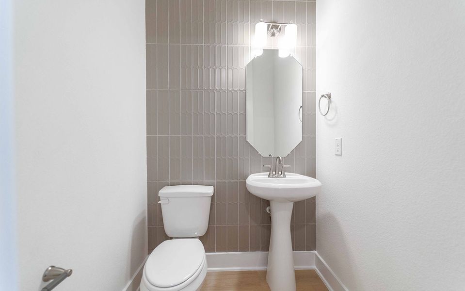 Furnished interior view inside a new home in Craig Ranch, McKinney (Image 12).