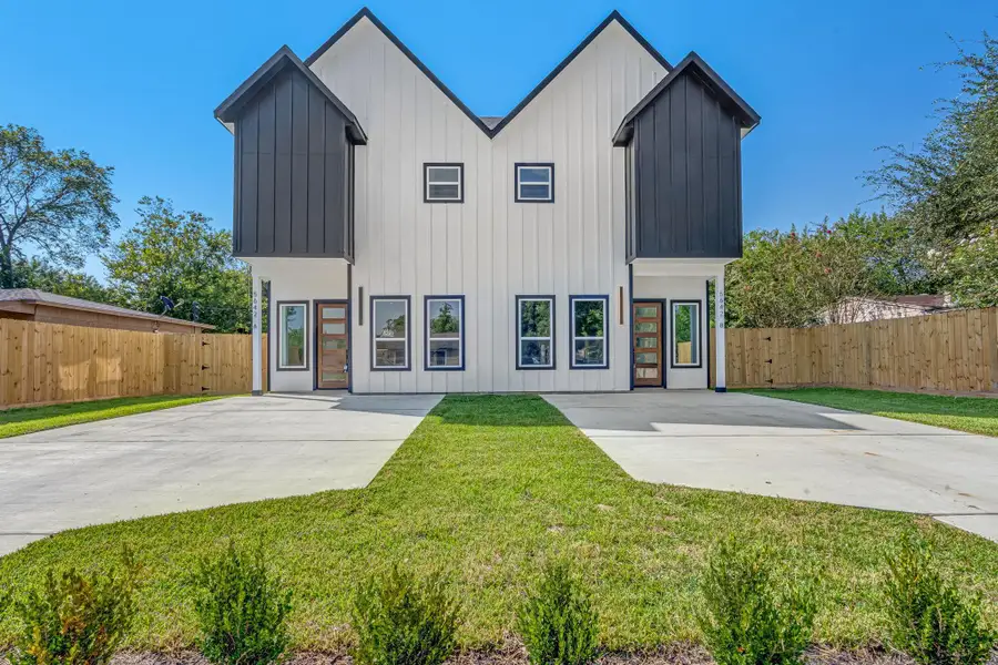 Welcome to 5642 Hirondel St in Inwood Terrrace!