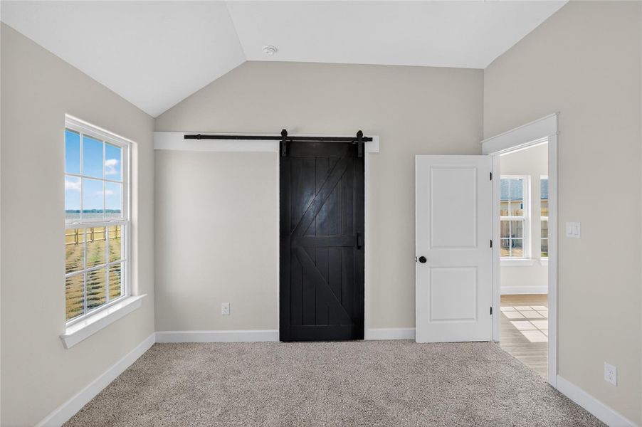 Spacious, unfurnished interior of a new home in , Snook (Image 25).