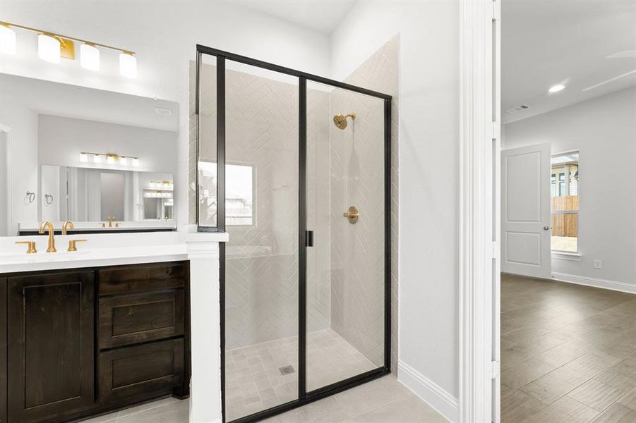 4805 Nomad-Primary Suite-5