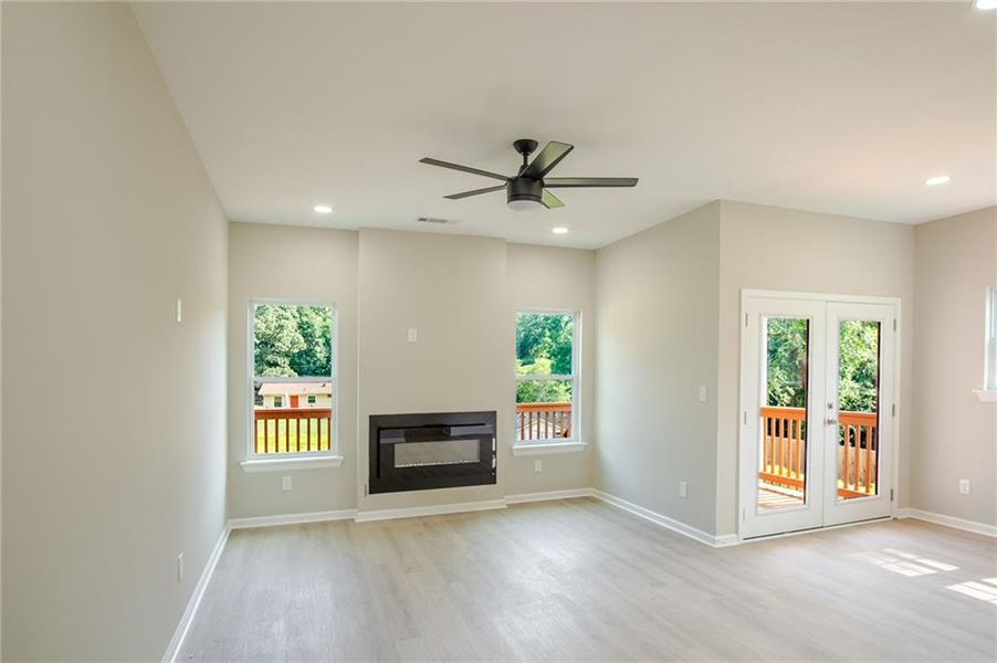Spacious, unfurnished interior of a new home in , Stockbridge (Image 20).