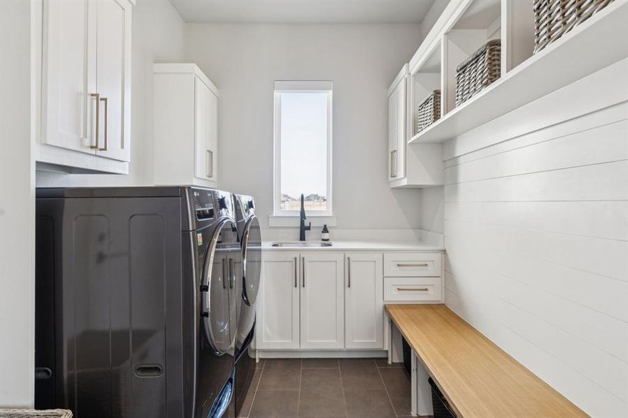 Furnished interior view inside a new home in , Gunter (Image 7). Furnished interior view inside a new home in , Gunter (Image 7).