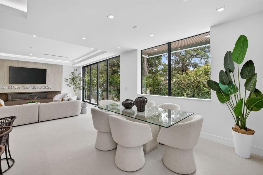 Furnished interior view inside a new home in , Fort Lauderdale (Image 18).