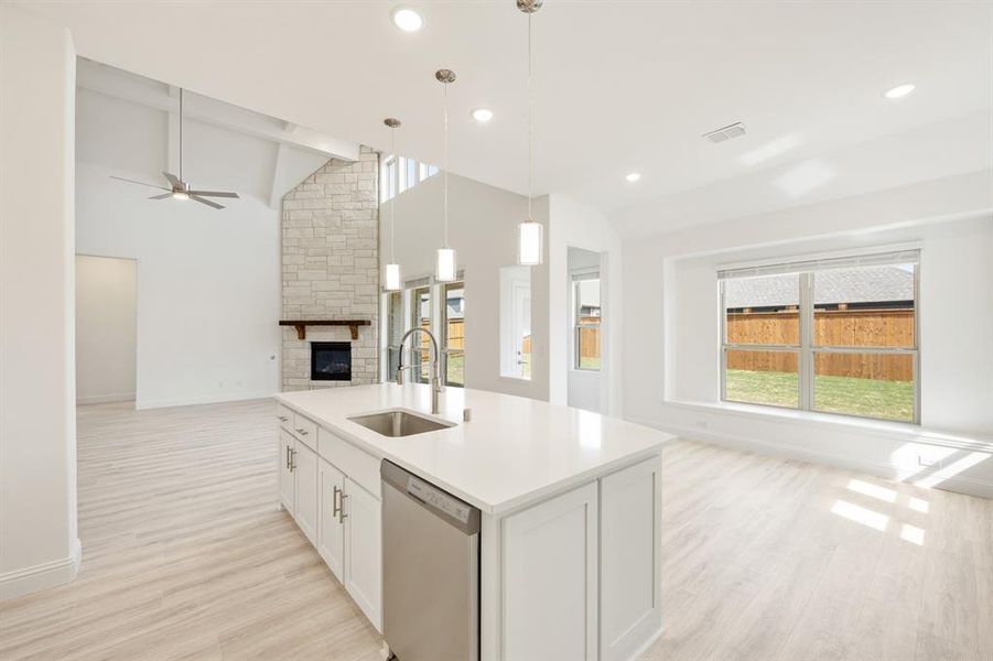 Furnished interior view inside a new home in Terracina, Rockwall (Image 9).