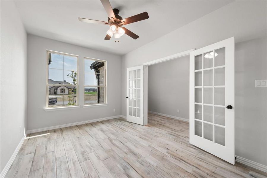 Spacious, unfurnished interior of a new home in Nash Estates, Tom Bean (Image 24).