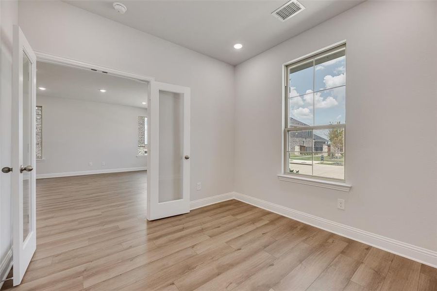 Spacious, unfurnished interior of a new home in Arbors at Legacy Hills, Celina (Image 17). Spacious, unfurnished interior of a new home in Arbors at Legacy Hills, Celina (Image 17).