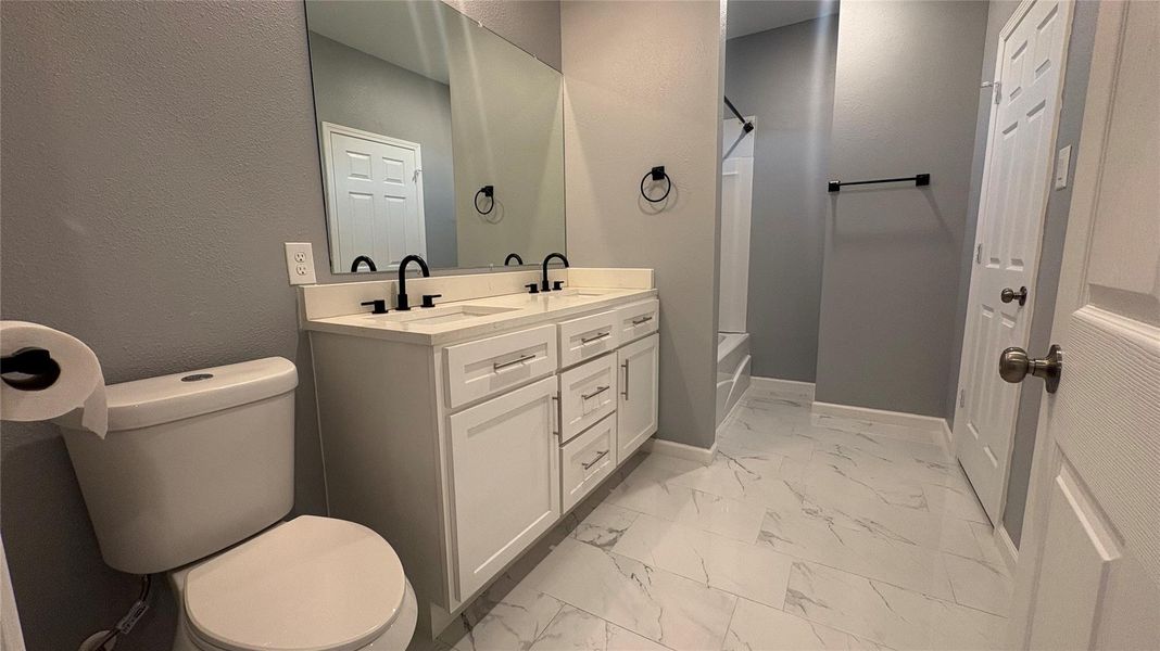 Main Bathroom