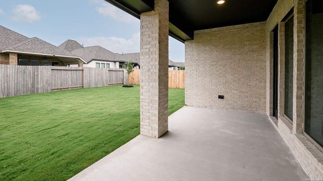 Exterior details and patio area of a home in Meadows of Mill Creek, Seguin (Image 3).