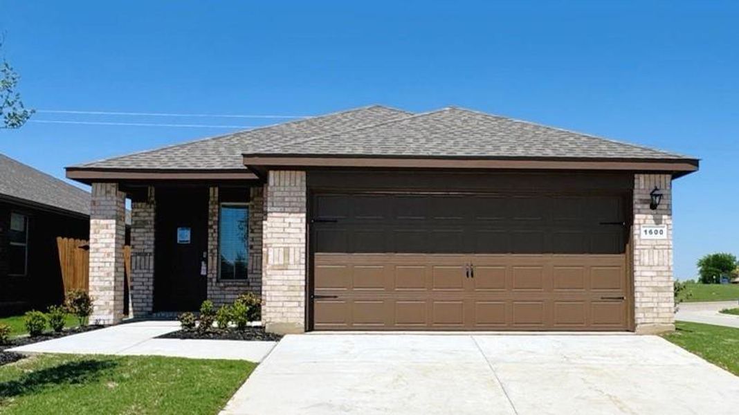 Front Elevation - D.R. Horton's Brooke floorplan, elevation A - All Home and community information, including pricing, included features, terms, availability and amenities, are subject to change at any time without notice or obligation. All Drawings, pictures, photographs, video, square footages, floor plans, elevations, features, colors and sizes are approximate for illustration purposes only and will vary from the homes as built. Front Elevation - D.R. Horton's Brooke floorplan, elevation A - All Home and community information, including pricing, included features, terms, availability and amenities, are subject to change at any time without notice or obligation. All Drawings, pictures, photographs, video, square footages, floor plans, elevations, features, colors and sizes are approximate for illustration purposes only and will vary from the homes as built.