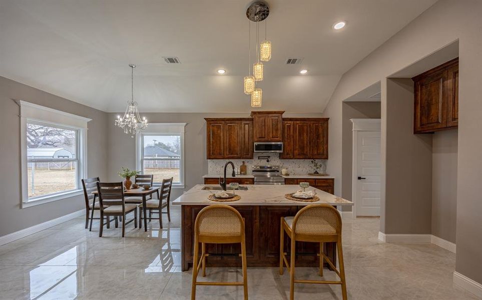 Furnished interior view inside a new home in , Cleburne (Image 8).