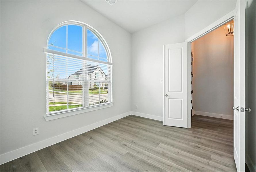 Spacious, unfurnished interior of a new home in The Parks at Wilson Creek: 50ft. lots, Celina (Image 22). Spacious, unfurnished interior of a new home in The Parks at Wilson Creek: 50ft. lots, Celina (Image 22).