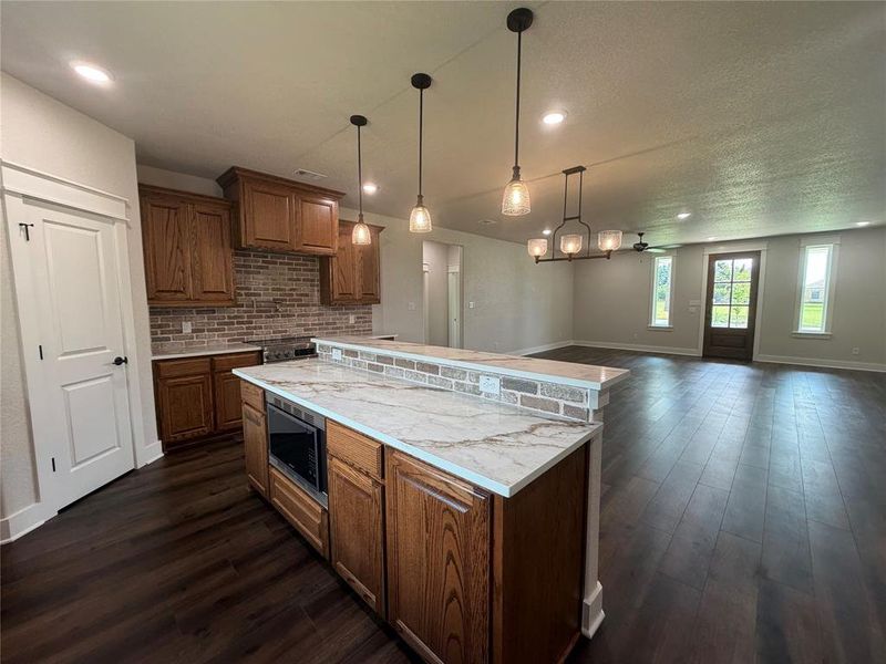 Image 22 of a home in .