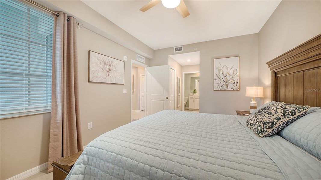 Furnished interior view inside a new home in , Venice (Image 16).