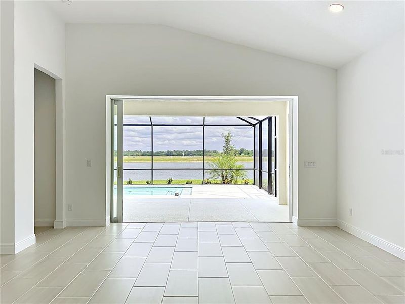 Spacious, unfurnished interior of a new home in Watercolor Place, Bradenton (Image 56). Spacious, unfurnished interior of a new home in Watercolor Place, Bradenton (Image 56).