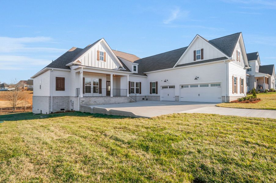 7332 Dutch River Cir., 3-Car Garage 7332 Dutch River Cir., 3-Car Garage