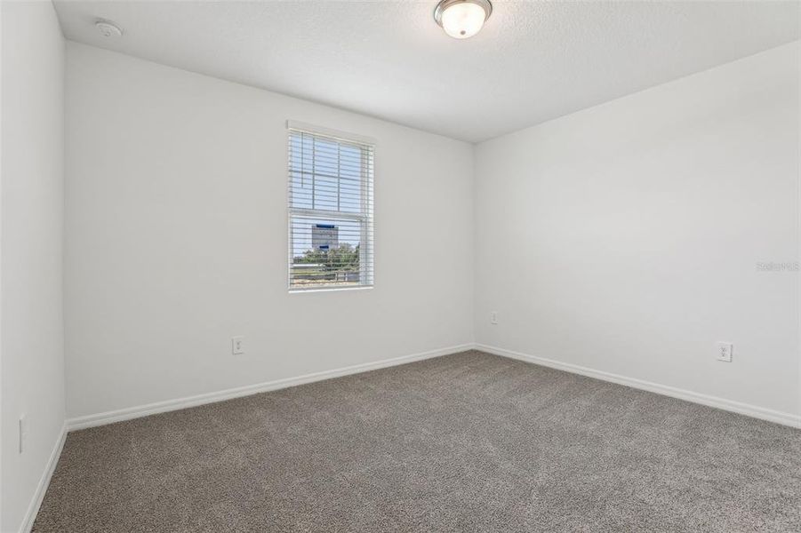 Spacious, unfurnished interior of a new home in Hamilton Bluff - Signature Series, Lake Hamilton (Image 23).