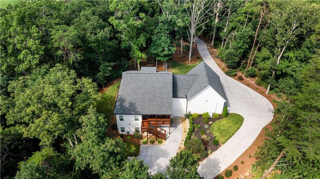 Front exterior of a new home in , Rydal, GA, highlighting curb appeal (Image 27). Front exterior of a new home in , Rydal, GA, highlighting curb appeal (Image 27).