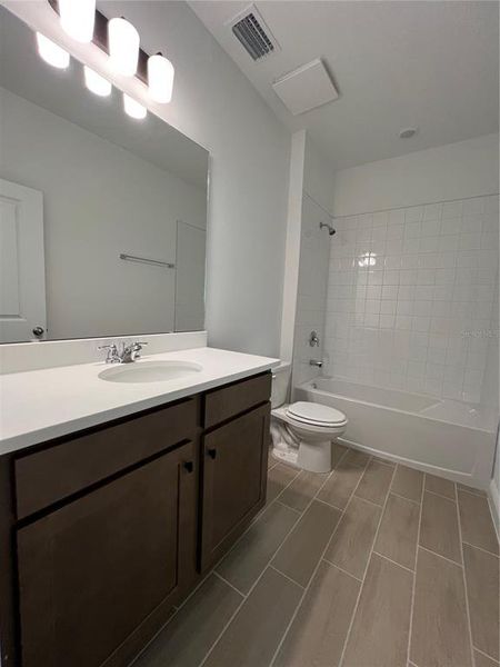Furnished interior view inside a new home in Hills of Minneola, Minneola (Image 8).