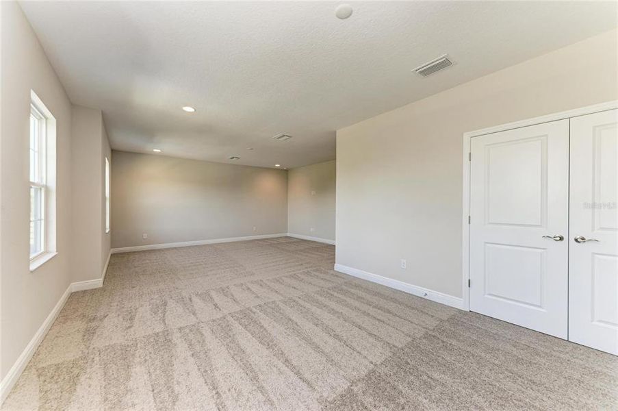 Spacious, unfurnished interior of a new home in Two Rivers, Zephyrhills (Image 20). Spacious, unfurnished interior of a new home in Two Rivers, Zephyrhills (Image 20).