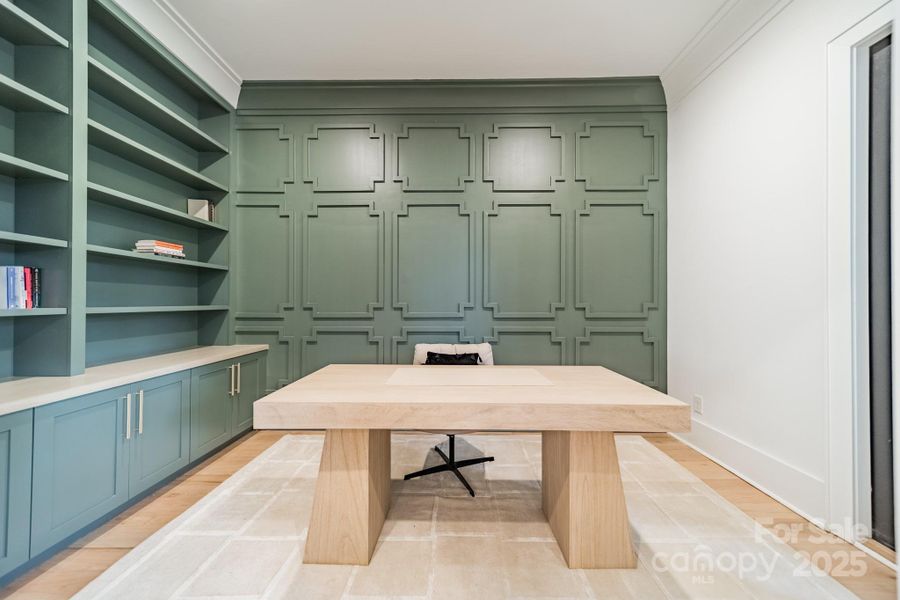 Private Office Off Main