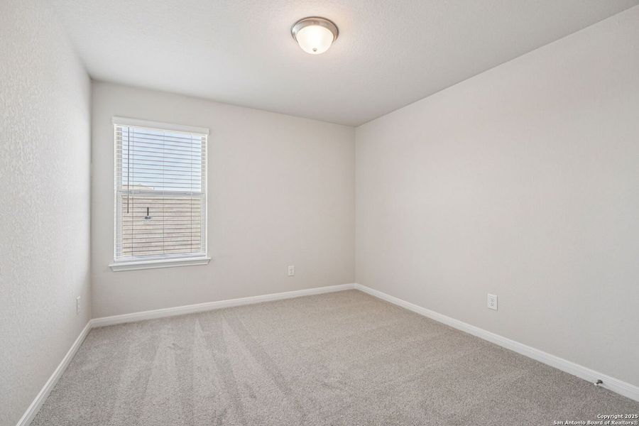 Spacious, unfurnished interior of a new home in Comanche Ridge, San Antonio (Image 17). Spacious, unfurnished interior of a new home in Comanche Ridge, San Antonio (Image 17).