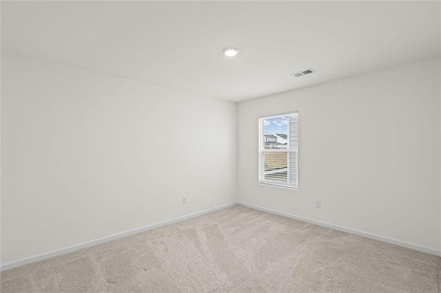 Spacious, unfurnished interior of a new home in Twin Lakes, Hoschton (Image 40).