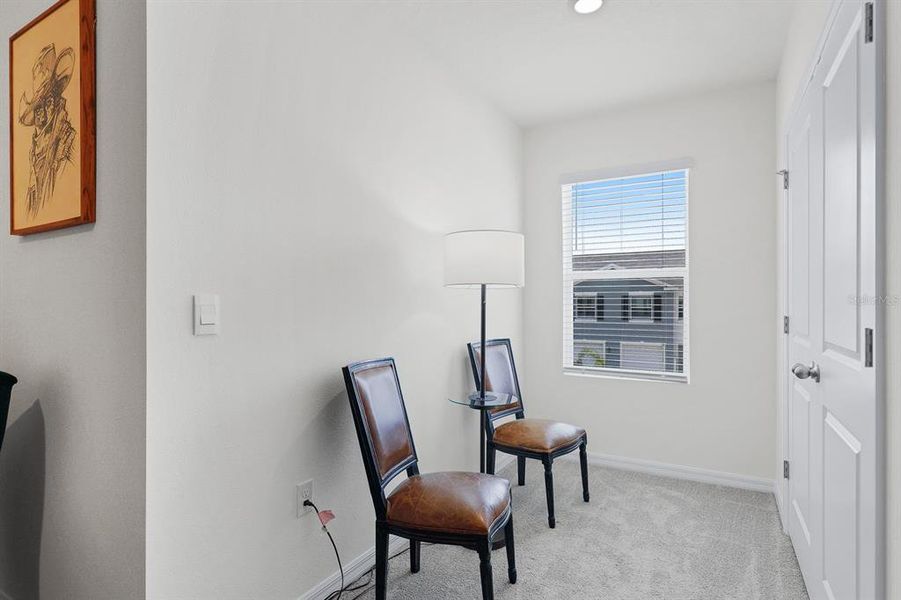 Furnished interior view inside a new home in , Apollo Beach (Image 11).