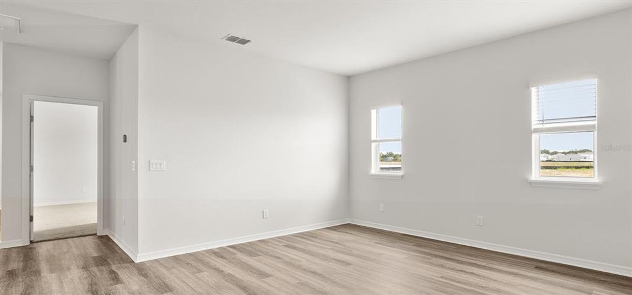 Spacious, unfurnished interior of a new home in The Crossings - Single-Family Homes, St. Cloud (Image 15).