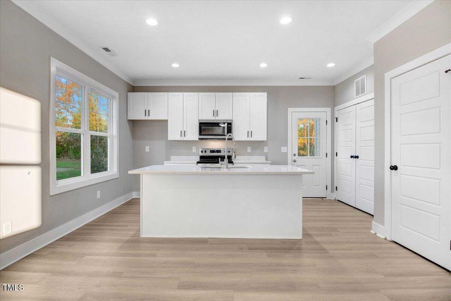 19-9791 Stricklands Crossroads Rd-19