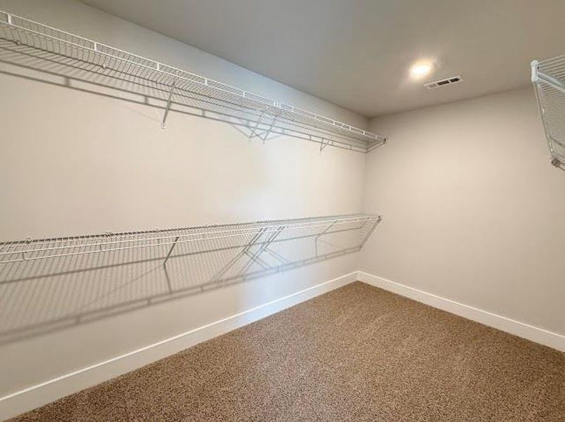 Spacious, unfurnished interior of a new home in , Dawsonville (Image 16).