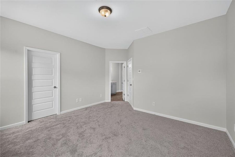Spacious, unfurnished interior of a new home in Fairington, Cartersville (Image 20).