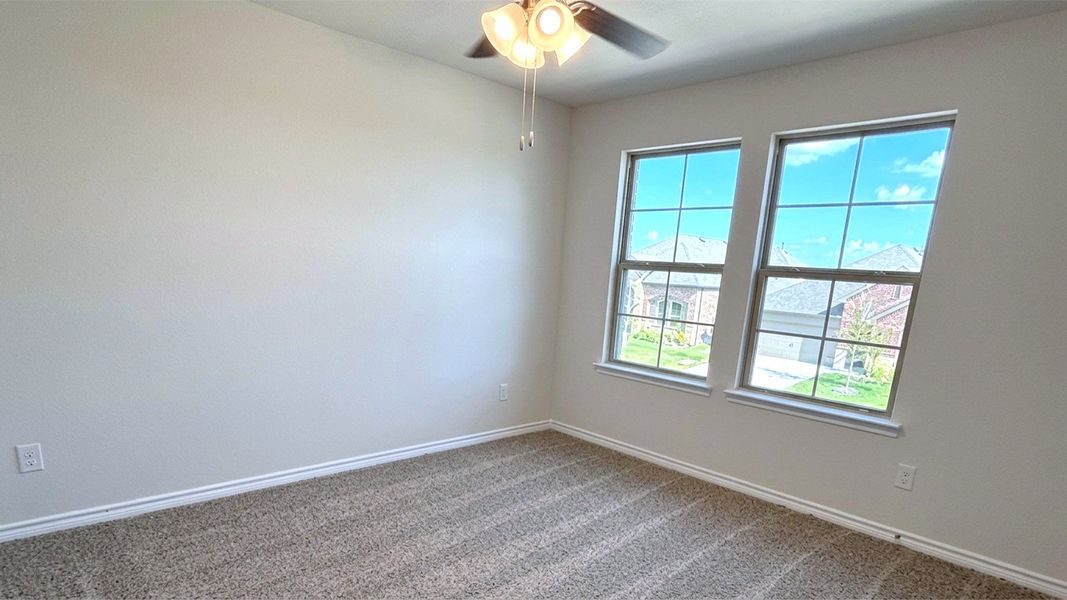 Spacious, unfurnished interior of a new home in Lakewood Trails, Forney (Image 19).