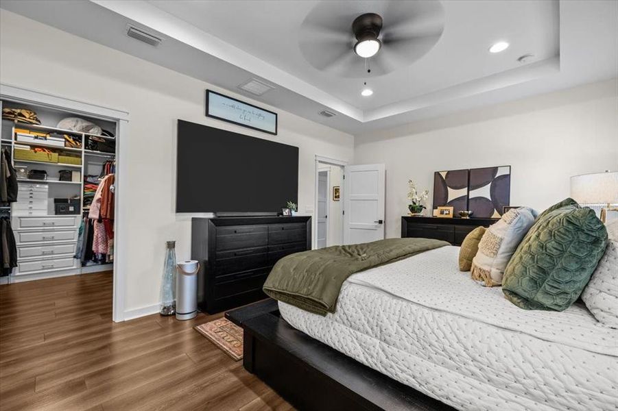 Furnished interior view inside a new home in , Tampa (Image 40).