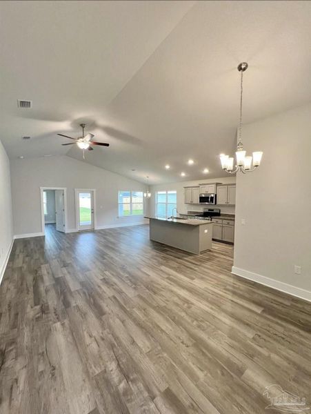 Spacious, unfurnished interior of a new home in Allison Acres, Cantonment (Image 7).