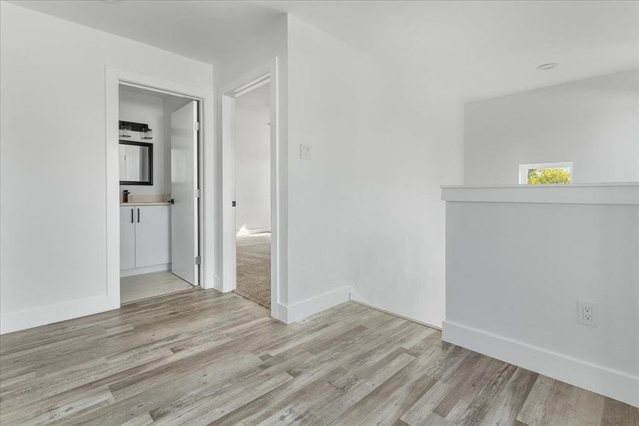 Spacious, unfurnished interior of a new home in , Dallas (Image 16).