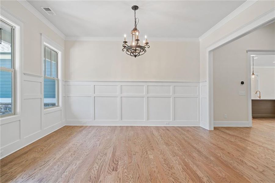 Spacious, unfurnished interior of a new home in , Gainesville (Image 21).