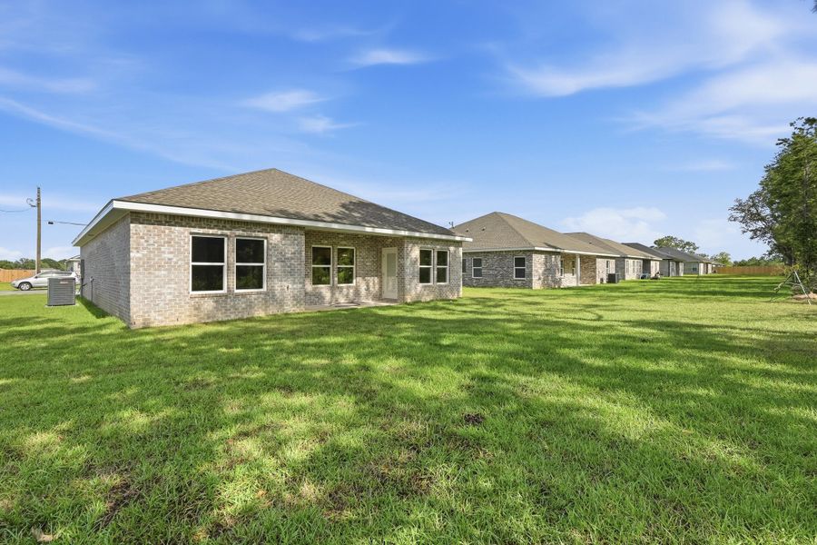 6114 mildreds way-8