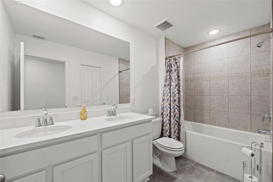 Furnished interior view inside a new home in Mirada, San Antonio (Image 26).