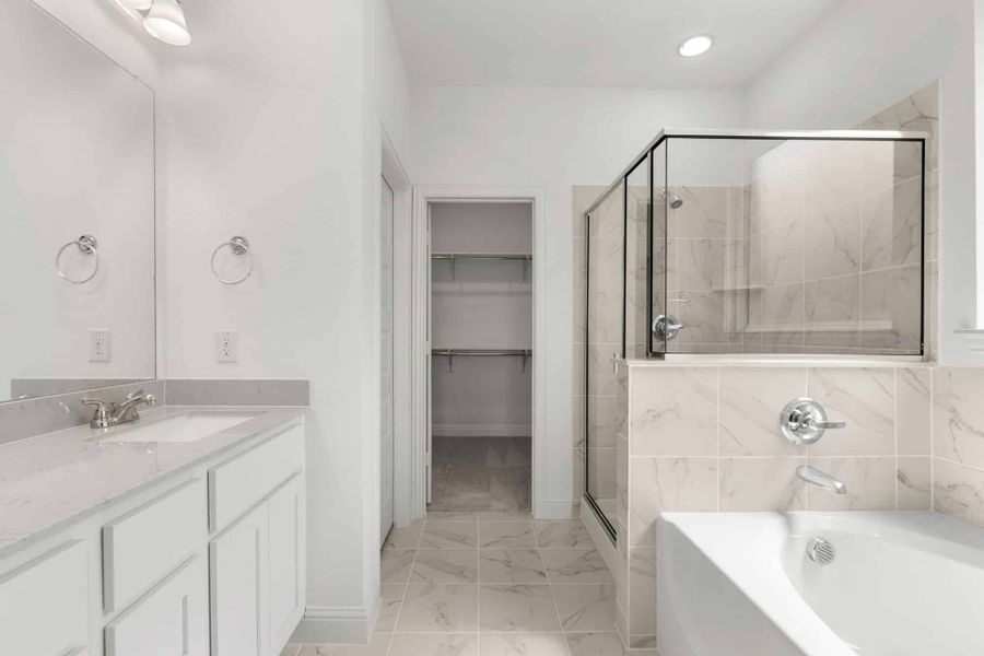 Representative furnished interior of a home built from the The Tucker by UnionMain Homes in Reunion, Rhome (Image 9).