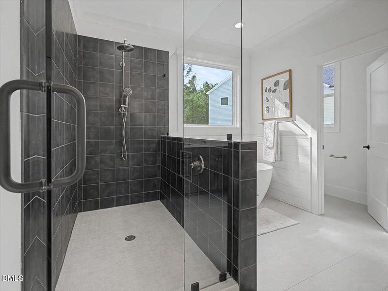 063-Primary Bathroom