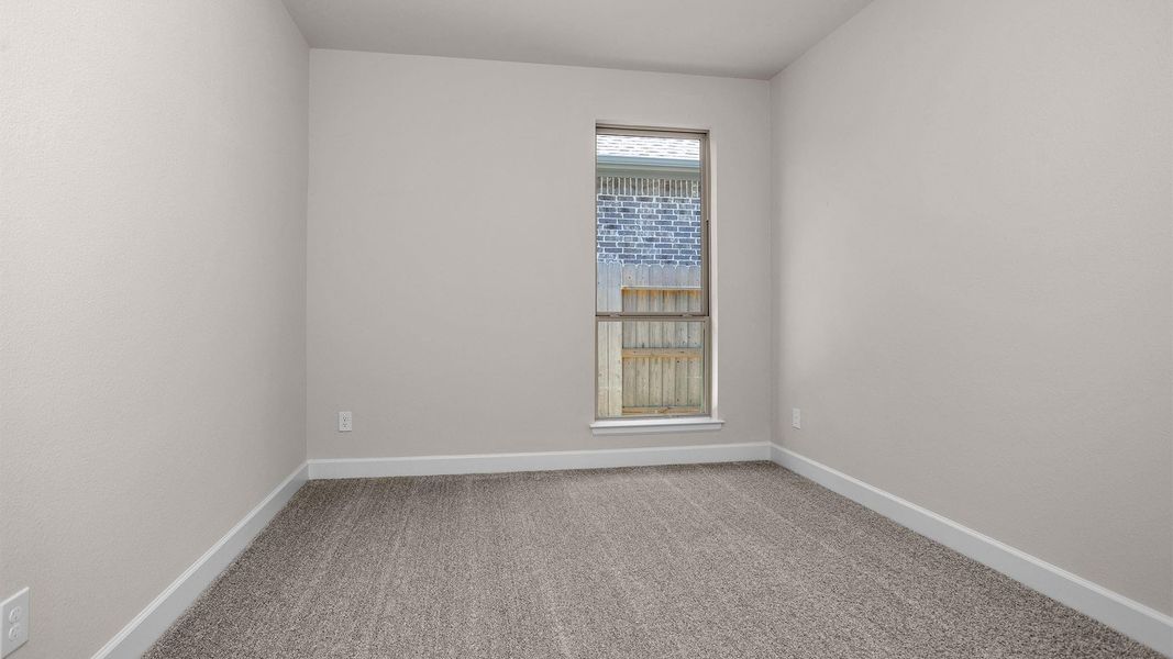 Spacious, unfurnished interior of a new home in Valencia, Manvel (Image 17).