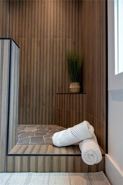 Close-up of interior finishes inside a home in , Gainesville (Image 58).